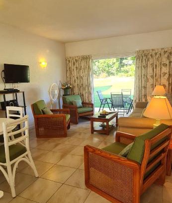 Blue Waters Apartment | 213 Golden Grove, Rockley