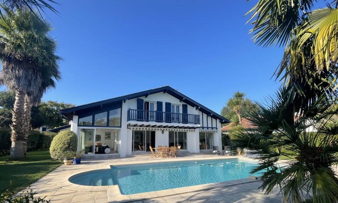 Bassussarry House | 214 m² House ∙ 5 bedrooms ∙ 10 guests