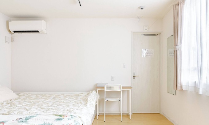 Minato Apartment | 22 min to EXPO,26 min to MINAMI-Nippombashi: Kuromon Market,National Bunraku