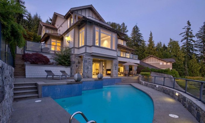 West Vancouver House | 2239 Lythe Crt.-Ehsan-U-17% · Immaculate West Vancouver Home - Amenities & Views