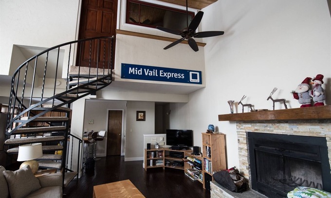 Eagle-Vail Condo | 225 Eagle Dr, Unit 8B - This 3-bed, 2.5-bath Avon Townhouse. Summer Rentals Only!