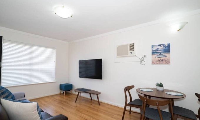 Rivervale Apartment | 23 Burswood Comfort walk to Crown & Optus