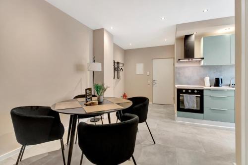 Unna Apartment | 24-7 Living - Unna Central City Apartments