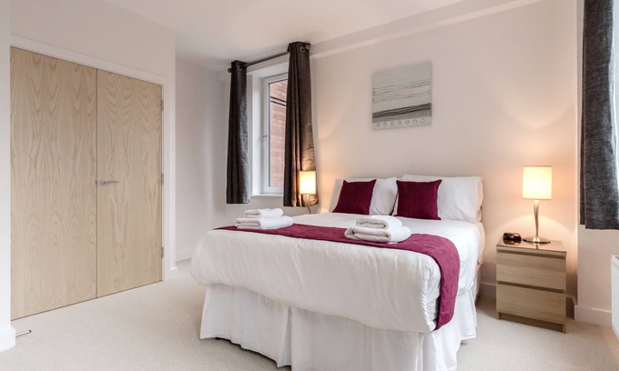 Sutton South Apartment | 24 Nouvelle House - 2 bedroom apartment