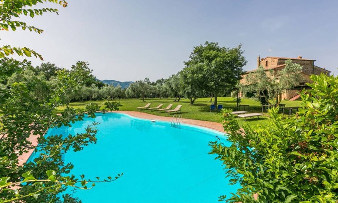 Sorano Other | 240 m² Accommodation ∙ 9 bedrooms ∙ 22 guests