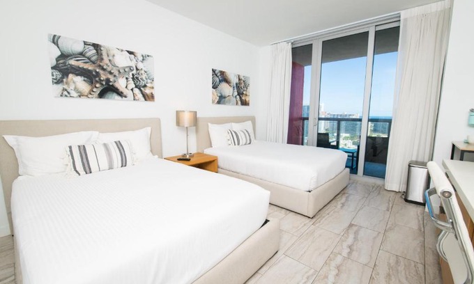 Hallandale Beach House | 2409AB Stylish Breathtaking 2BR 2BTH Condo ideal for long stays by the beach
