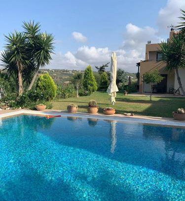 Kounavi Villa | 247 m² Villa ∙ 3 bedrooms ∙ 8 guests