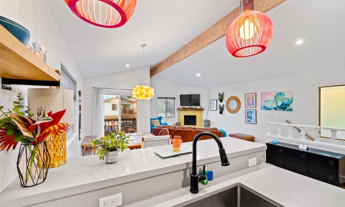Port Hueneme House | 25%Off Sept 11&12 Clean & Comfy, Walk 2 Sand, View