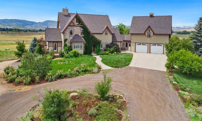 Fort Collins House | 251 m² House ∙ 4 bedrooms ∙ 8 guests