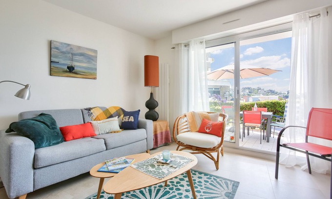 Erquy Apartment | 25m from the beach, seaview, flat for 4