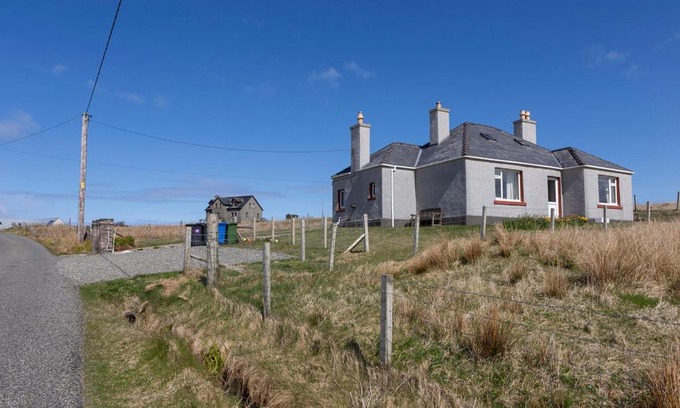 Arnol House | 27 Garenin