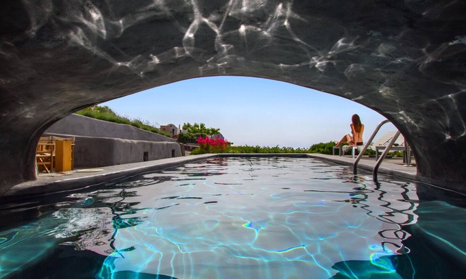 Oia Villa | 270 Oia's View Cavehouse VII, private Swimming Pool, garden & Sunset View