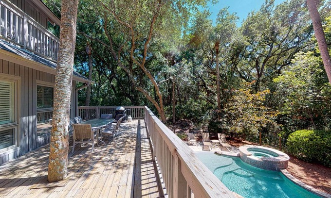 Vanderhorst Plantation House | 279 m² House ∙ 4 bedrooms ∙ 10 guests
