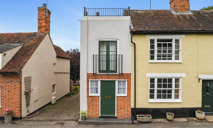 Halstead House | 28 Church Ponds, Castle Hedingham