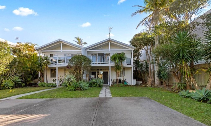 Wamberal Apartment | 2BDR Beachside Bliss in Wamberal