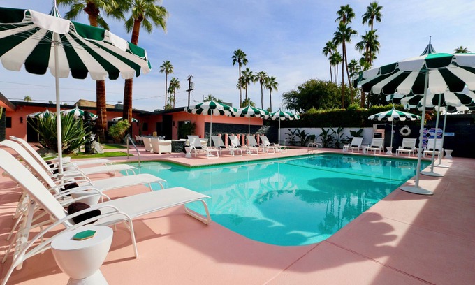 Warm Sands Hotel | 2BDR Suite, Boutique Hotel w/Pool, Spa, & Firepit