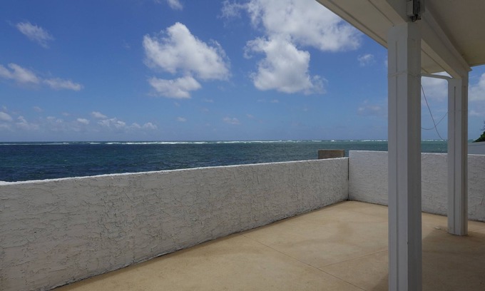 Hauula House | 2Bed Beach Front Home