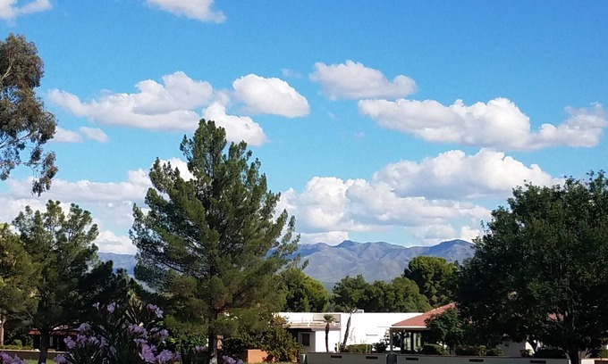 Country Club Estates House | 2BR 2BA Town Home Golf Course Mountain Views 1400 sf Walkable Neighborhood