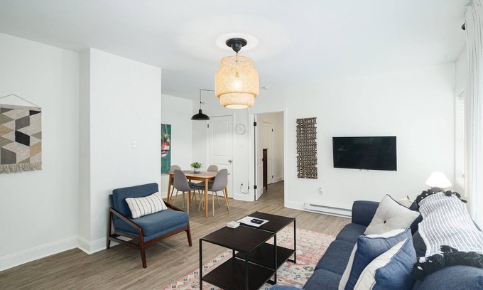 Wissahickon Apartment | 2BR by the Park, Walkable to Main St