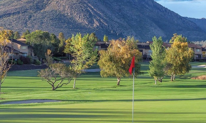 Flagstaff Condo | 2br Loft -Family Fun Golf, Swim & Nature!