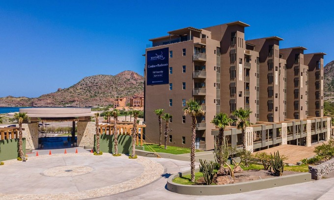 Loreto Apartment | 2BR Luxury: Beach Walk at Danzante Bay Loreto°