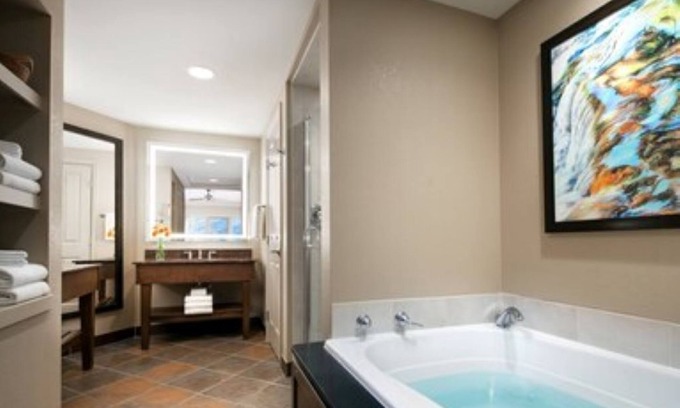 Avon Villa | 2BR Sheraton Lakeside Villas-Near World-Class Skiing in Vail Valley