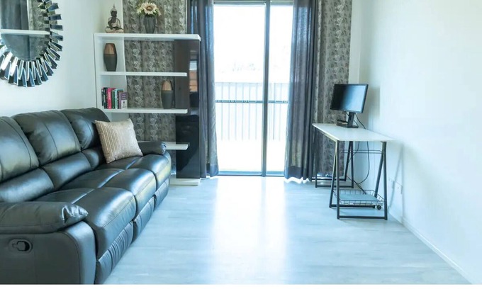 Buderim House | 2BR Suite with Lounge, Bath & Workstation