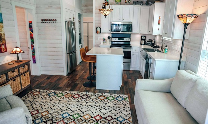 Upward House | 2BR Tiny Home w/Pool + Gym | Free Attraction Tix