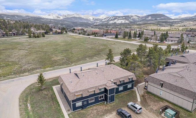 Fraser House | 2BR townhouse w/Byers Peak views