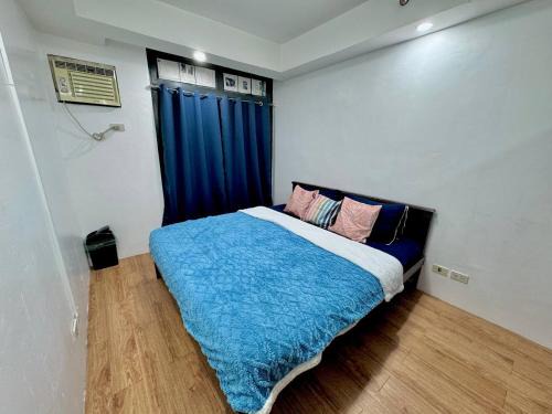 Socorro Apartment | 2BR w Balcony in Araneta, Cubao w Pool and Gym - Porto Vita