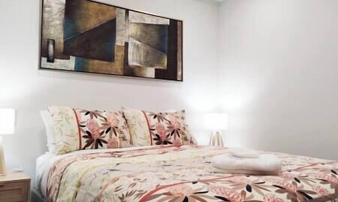 Adelaide Central Business District Apartment | 2BRs Apartment on Balfours | Free WI-FI