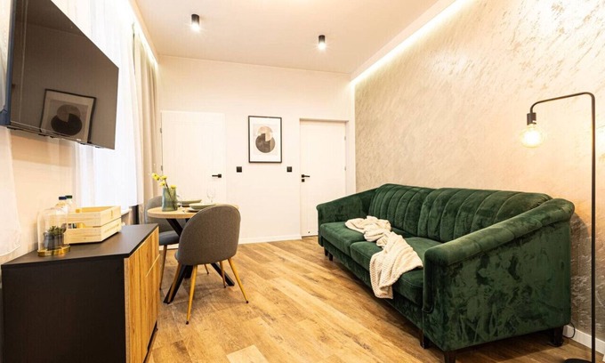 Stare Miasto Apartment | 2HomeRent Estrella 8 | Old Town | Pet Friendly