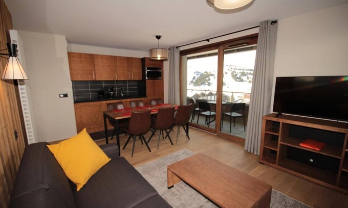 Les Saisies Apartment | 2nd floor, balcony, parking, tv, 59m², Les Saisies