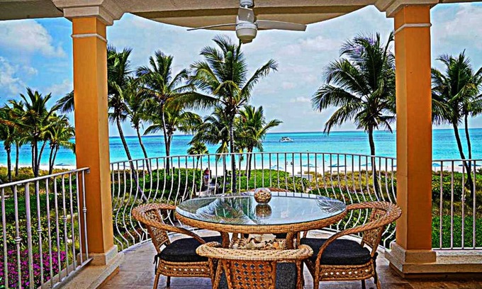 Grace Bay Condo | 2nd Floor BeachFront Condon205 Villa Renaissance Grace Bay