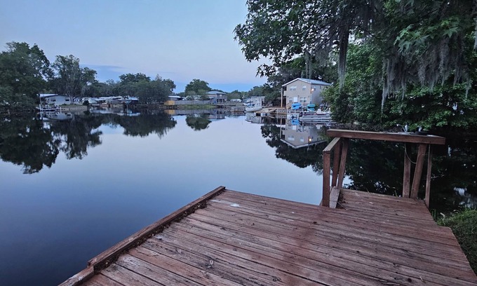 Hernando House | 3/2 private boat slip with dock!