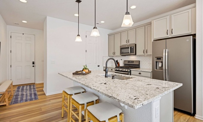 Windsor House | 3 bd 3 bth Retreat