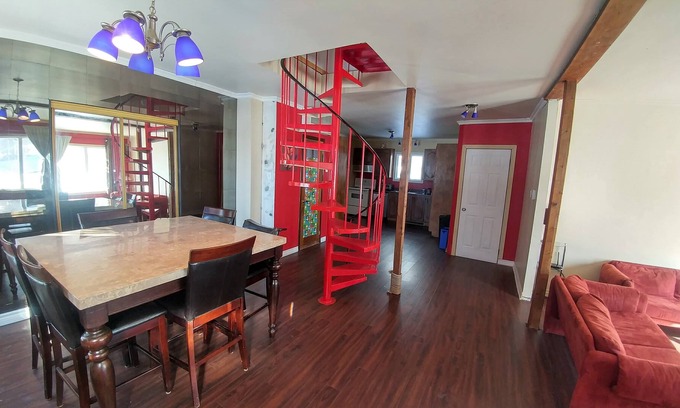 Notre-Dame-des-Laurentides House | 3 BD/9 BEDS/1.5B - PERFECT 4 FAMILIES
