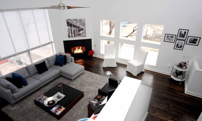 Old East Dallas House | 3 Bed/2 Bath! Downtown Dallas Condo, Elegant, Modern, Peaceful. See Reviews!