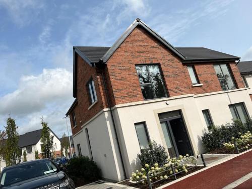 Dublin House | 3 bed rooms Vip family house