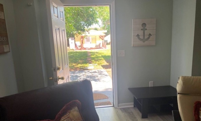 Lake Worth Corridor House | 3 BEDROOM 2 BATH HOUSE PLUS COTTAGE/Fenced Backyard/Patio/Grill/Firepit/Driveway