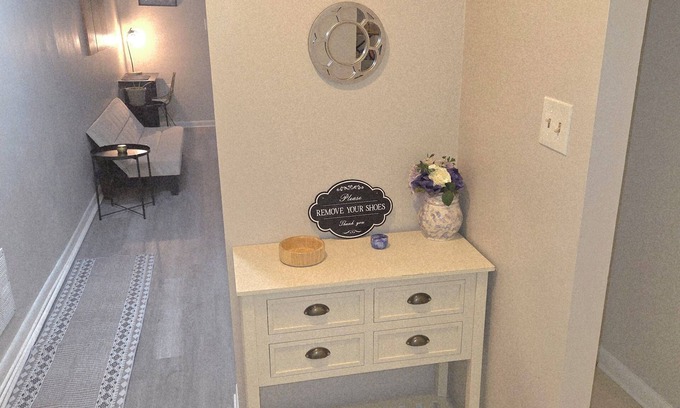 Montpelier Condo | 3 Bedroom 2 Bathroom Cozy, Condo in Laurel, Maryland - Central Location