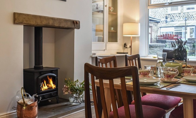 Barnoldswick Cottage | 3 bedroom accommodation in Earby, near Skipton