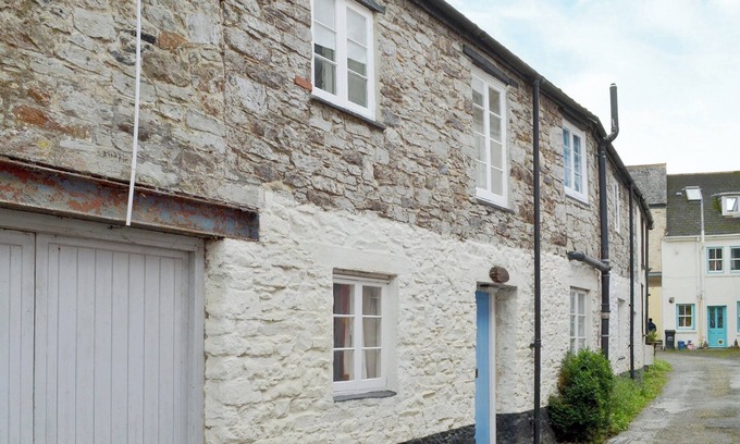 Buckfastleigh Cottage | 3 bedroom accommodation in Buckfastleigh, near Dartmoor
