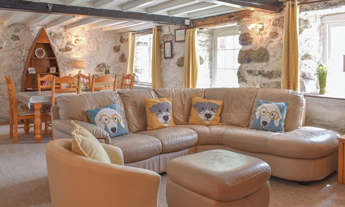 Garn Fadryn Cottage | 3 bedroom accommodation in Aberdaron