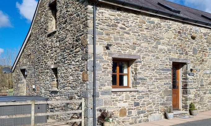 Bontnewydd Cottage | 3 bedroom accommodation in Blaenpennal, Aberystwyth