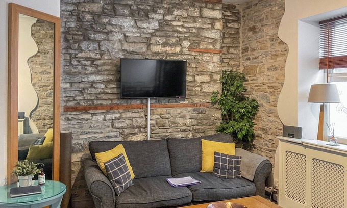 Pentrefelin Cottage | 3 bedroom accommodation in Llandeilo