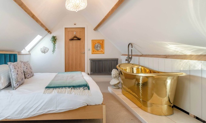 Wrelton Cottage | 3 bedroom accommodation in Wrelton, near Pickering