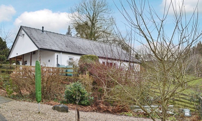 Welshpool Cottage | 3 bedroom accommodation in Llanfair Caereinion, near Welshpool