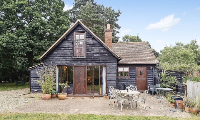 Woodbridge Cottage | 3 bedroom accommodation in Bromeswell, Woodbridge