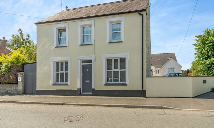 Cilgerran Cottage | 3 bedroom accommodation in Cilgerran, near Cardigan